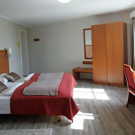 Отель Scandic Vestfjord Lofoten 3*